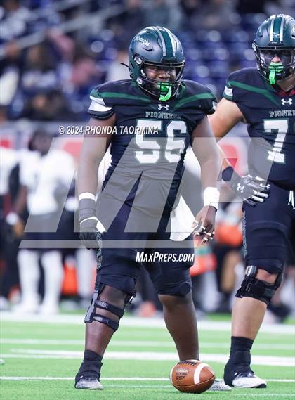 Thumbnail 2 in Iowa Colony vs. Randle (UIL 5A D2 Football Region III Quarterfinal) photogallery.