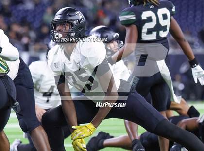 Thumbnail 3 in Iowa Colony vs. Randle (UIL 5A D2 Football Region III Quarterfinal) photogallery.
