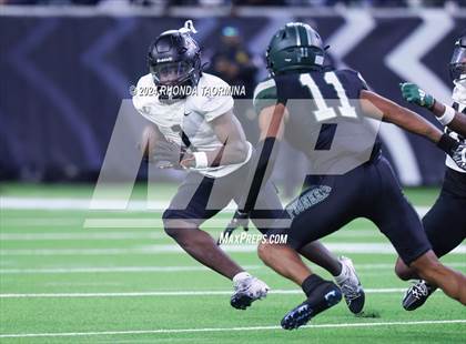Thumbnail 3 in Iowa Colony vs. Randle (UIL 5A D2 Football Region III Quarterfinal) photogallery.
