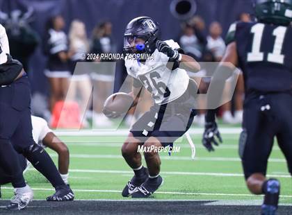 Thumbnail 3 in Iowa Colony vs. Randle (UIL 5A D2 Football Region III Quarterfinal) photogallery.