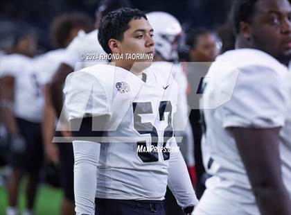 Thumbnail 1 in Iowa Colony vs. Randle (UIL 5A D2 Football Region III Quarterfinal) photogallery.