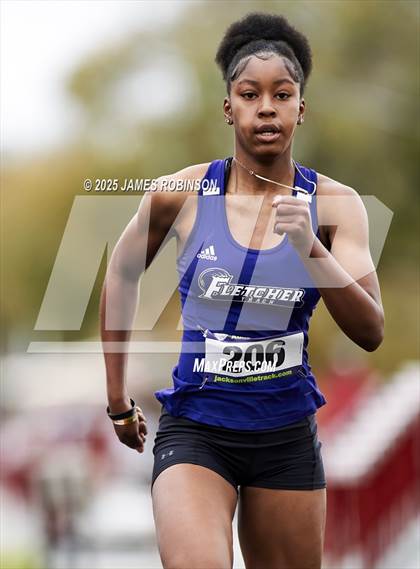 Thumbnail 1 in Lewis James Invitational (100m) photogallery.