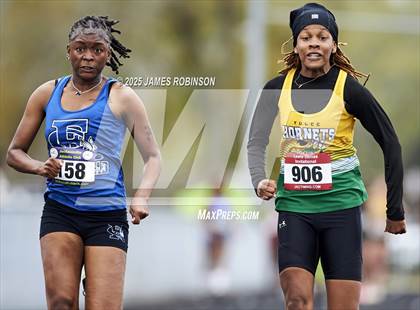 Thumbnail 1 in Lewis James Invitational (100m) photogallery.
