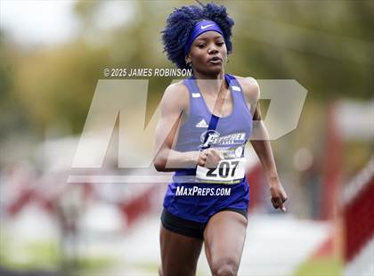 Thumbnail 2 in Lewis James Invitational (100m) photogallery.