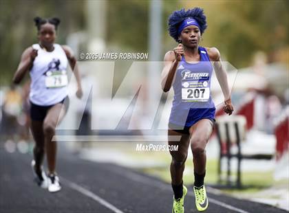 Thumbnail 3 in Lewis James Invitational (100m) photogallery.
