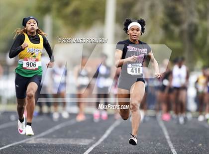 Thumbnail 3 in Lewis James Invitational (100m) photogallery.