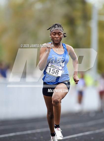 Thumbnail 1 in Lewis James Invitational (100m) photogallery.