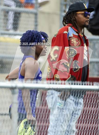 Thumbnail 3 in Lewis James Invitational (100m) photogallery.