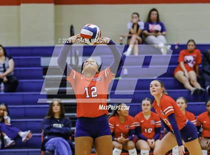 Thumbnail 3 in Shepherd @ Hardin-Jefferson photogallery.