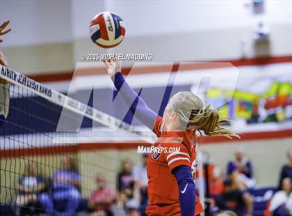 Thumbnail 1 in Shepherd @ Hardin-Jefferson photogallery.