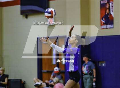 Thumbnail 1 in Shepherd @ Hardin-Jefferson photogallery.
