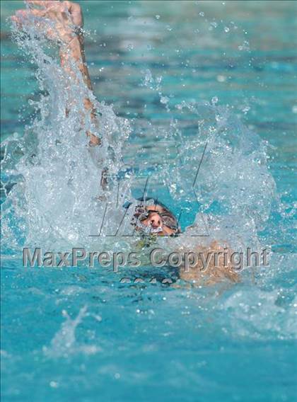 Thumbnail 3 in Canyon vs Valencia photogallery.