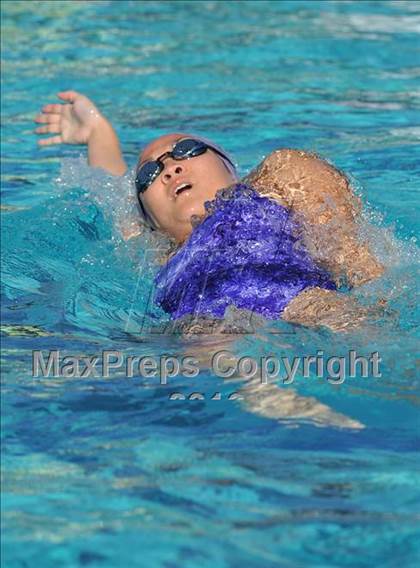 Thumbnail 2 in Canyon vs Valencia photogallery.