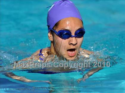 Thumbnail 1 in Canyon vs Valencia photogallery.