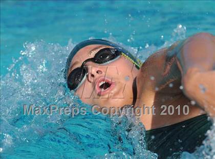 Thumbnail 2 in Canyon vs Valencia photogallery.