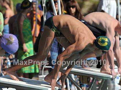 Thumbnail 2 in Canyon vs Valencia photogallery.