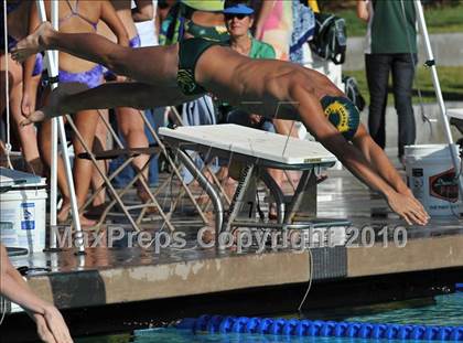 Thumbnail 3 in Canyon vs Valencia photogallery.