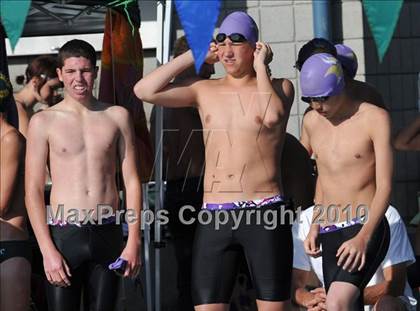 Thumbnail 2 in Canyon vs Valencia photogallery.