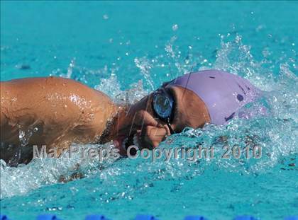 Thumbnail 2 in Canyon vs Valencia photogallery.