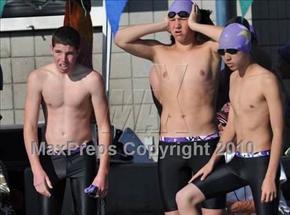 Thumbnail 1 in Canyon vs Valencia photogallery.