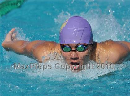 Thumbnail 3 in Canyon vs Valencia photogallery.
