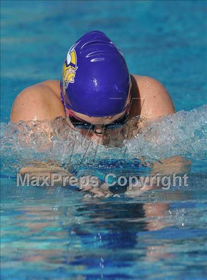 Thumbnail 1 in Canyon vs Valencia photogallery.