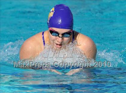 Thumbnail 2 in Canyon vs Valencia photogallery.