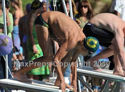Thumbnail 1 in Canyon vs Valencia photogallery.