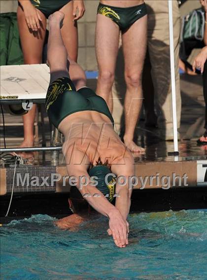 Thumbnail 2 in Canyon vs Valencia photogallery.