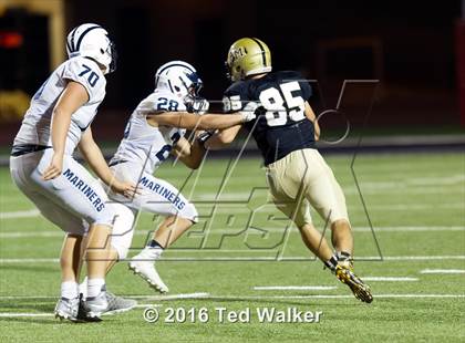 Thumbnail 3 in Aptos vs. Archbishop Mitty photogallery.
