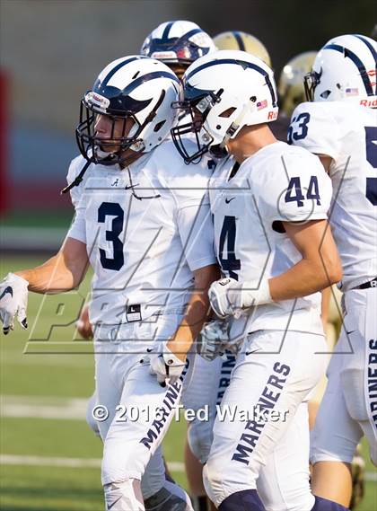 Thumbnail 3 in Aptos vs. Archbishop Mitty photogallery.