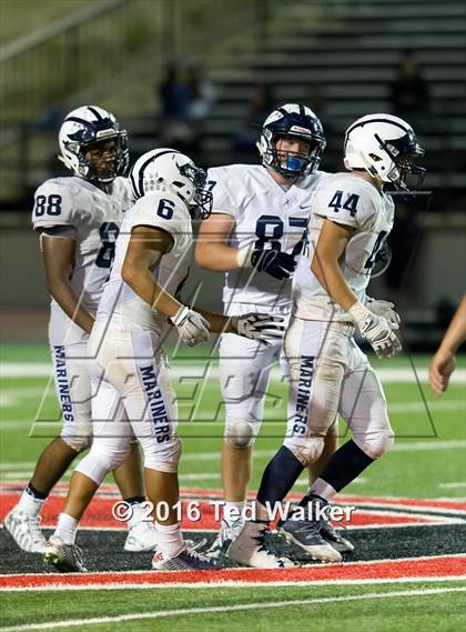 Thumbnail 2 in Aptos vs. Archbishop Mitty photogallery.