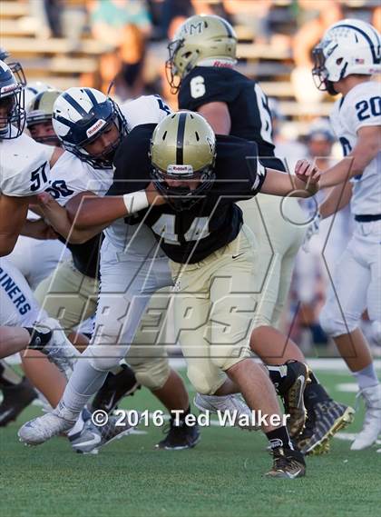 Thumbnail 2 in Aptos vs. Archbishop Mitty photogallery.