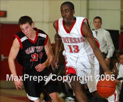 Thumbnail 2 in Palos Verdes @ Artesia (Section Playoffs) photogallery.