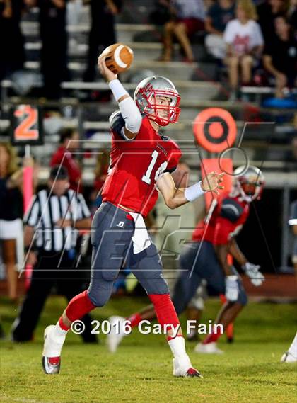 Thumbnail 1 in Ooltewah vs Signal Mountain photogallery.