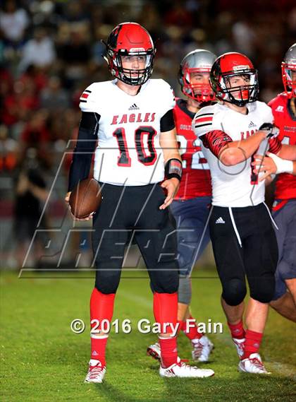Thumbnail 1 in Ooltewah vs Signal Mountain photogallery.