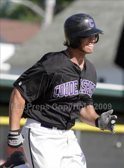 Thumbnail 1 in Clarion vs. Coudersport (PIAA District 9 A Championship) photogallery.
