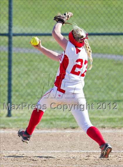 Thumbnail 3 in  Bayport vs Center Moriches photogallery.
