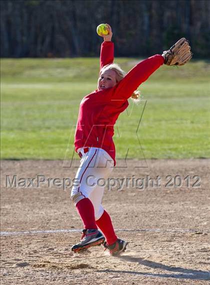 Thumbnail 2 in  Bayport vs Center Moriches photogallery.