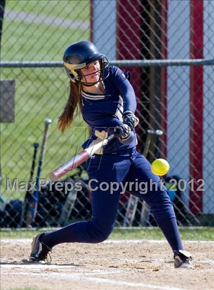 Thumbnail 3 in  Bayport vs Center Moriches photogallery.
