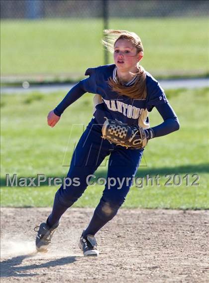 Thumbnail 3 in  Bayport vs Center Moriches photogallery.