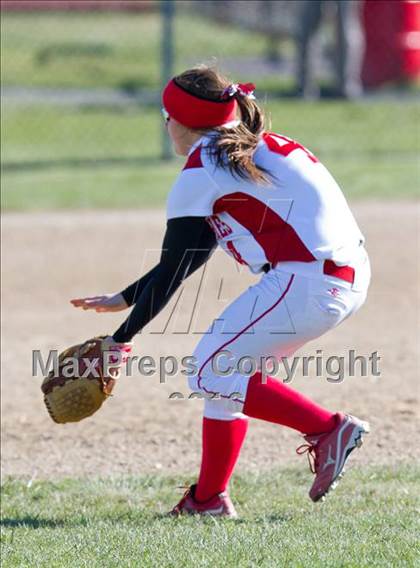 Thumbnail 3 in  Bayport vs Center Moriches photogallery.