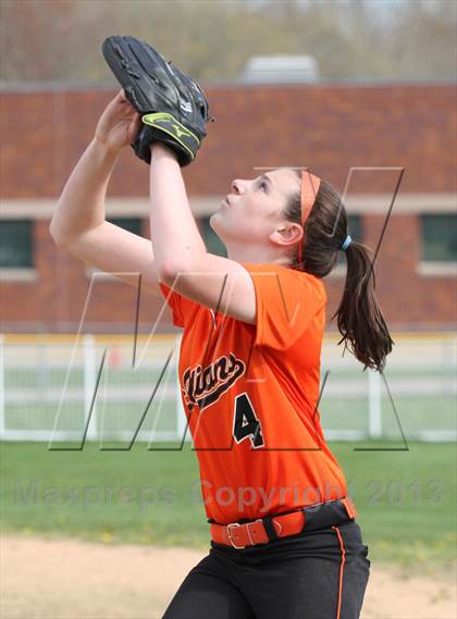 Thumbnail 3 in Lyman Memorial vs. Montville photogallery.