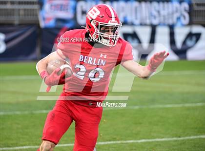 Thumbnail 2 in Notre Dame, WH vs. Berlin (CIAC Class M Final) photogallery.