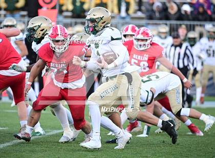 Thumbnail 1 in Notre Dame, WH vs. Berlin (CIAC Class M Final) photogallery.