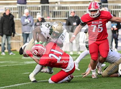 Thumbnail 3 in Notre Dame, WH vs. Berlin (CIAC Class M Final) photogallery.