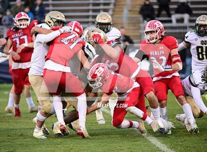 Thumbnail 3 in Notre Dame, WH vs. Berlin (CIAC Class M Final) photogallery.