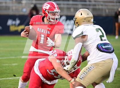 Thumbnail 1 in Notre Dame, WH vs. Berlin (CIAC Class M Final) photogallery.