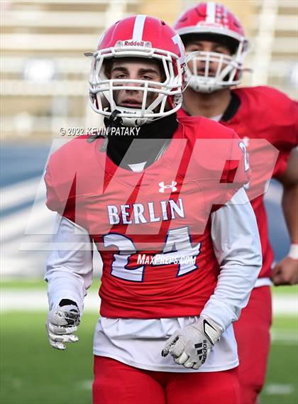 Thumbnail 2 in Notre Dame, WH vs. Berlin (CIAC Class M Final) photogallery.