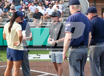 Thumbnail 1 in Keller vs. Guyer (UIL 6A Regional Final) photogallery.